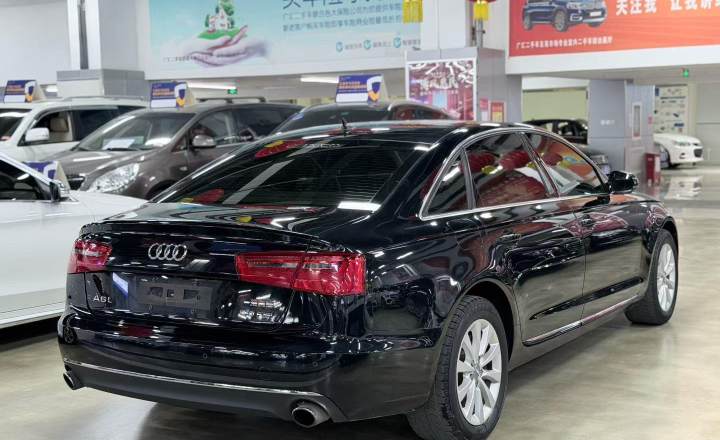 奥迪 A6L 2015款 30 FSI 百万纪念舒享型