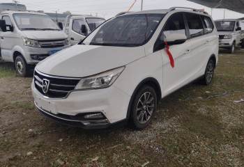 宝骏 730 1.5T 手动时尚型 7座 国V