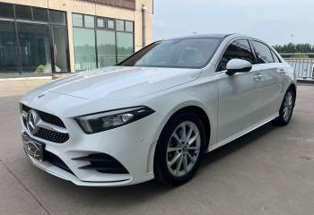 奔驰 A级 2019款 A 200 L 运动轿车