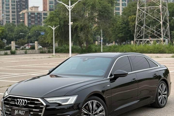 奥迪 A6L 55 TFSI quattro 尊享动感型