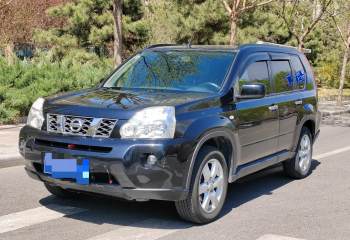 日产 奇骏 2010款 2.5L CVT豪华版 4WD