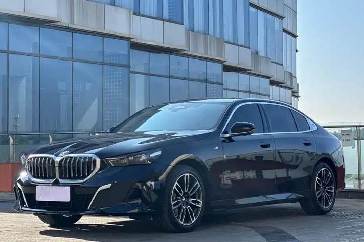 宝马 5系 525Li M运动套装
