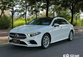 奔驰 A级 2019款 A 200 L 运动轿车
