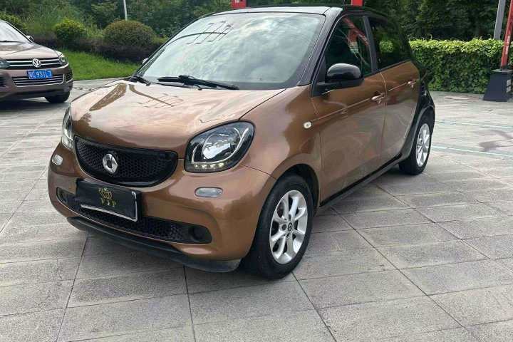 smart  forfour 1.0L 52千瓦激情版