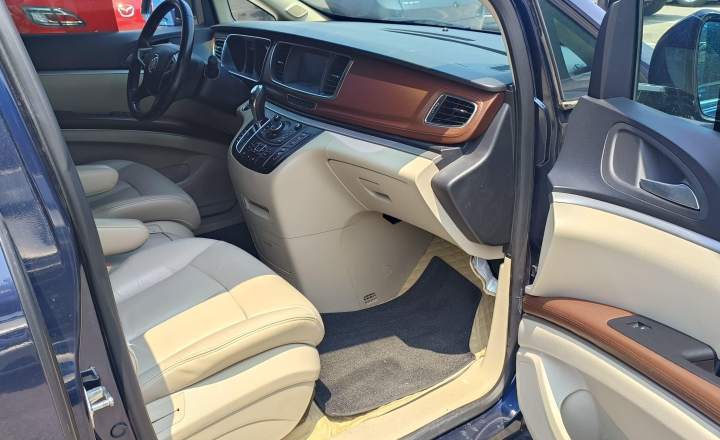 别克 GL8 2014款 3.0L GT豪华商务豪雅版