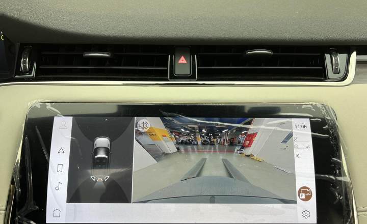路虎 揽胜极光 2023款 极光L 249PS 豪华版