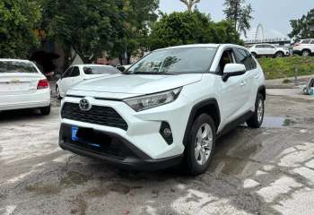 丰田 RAV4荣放 2022款 2.0L CVT两驱风尚版