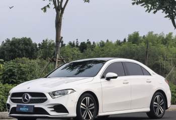 奔驰 A级 2019款 A 180 L 运动轿车