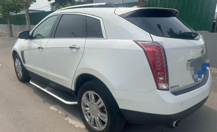 凯迪拉克 SRX 2013款 3.0L 豪华型