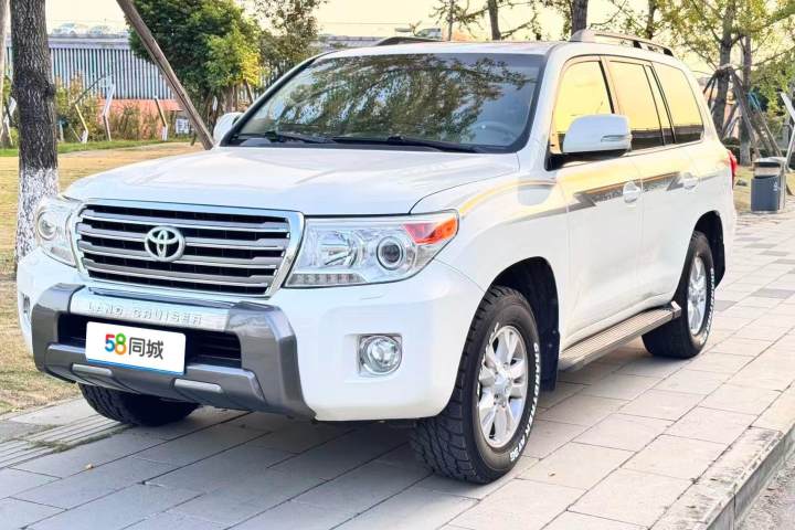 丰田 兰德酷路泽 2012款 4.0L 自动VX