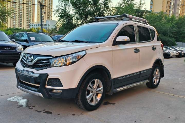 北汽幻速 S2 1.5L 手动舒适型 国IV