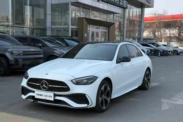 奔驰 C级 C 260 L 皓夜运动版