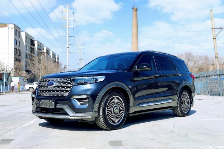 福特 探险者 EcoBoost 285 四驱钛金版 7座
