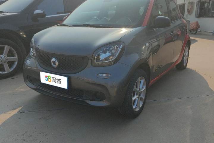 smart  forfour 1.0L 52千瓦激情版