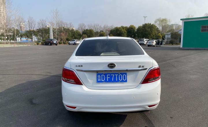 比亚迪 速锐 2012款 1.5TID 自动豪华型