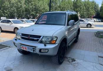 三菱 帕杰罗 2004款 V73 3.0L GLX