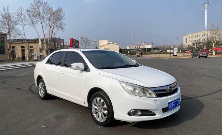 比亚迪 速锐 2012款 1.5TID 自动豪华型