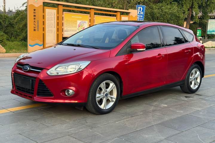 福特 福克斯 2012款 两厢 1.6L 自动风尚型