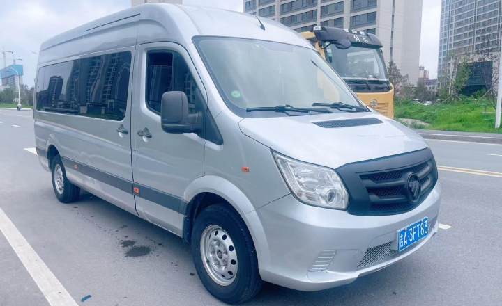 福田 图雅诺 2019款 2.5T 多功能长轴中顶57座4J25TC3