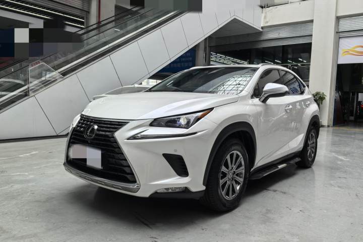 雷克萨斯 NX 200 全驱 锋尚版 国VI