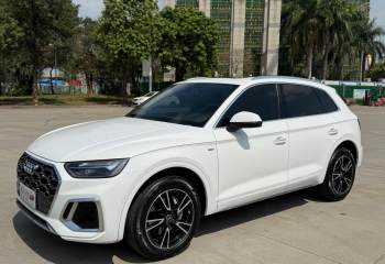 奥迪 Q5L 2021款 40 TFSI 时尚动感型