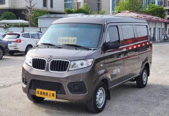 金杯 小海狮X30 2024款 1.5L 财富型厢货 2/5座 前置空调