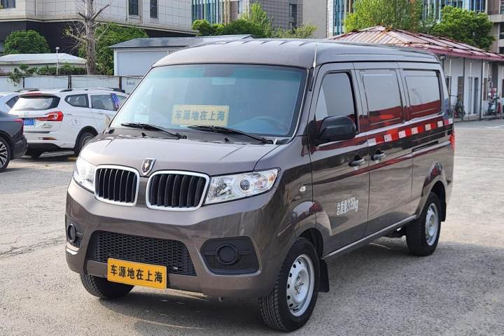 金杯 小海狮X30 1.5L 财富型厢货 2/5座 前置空调