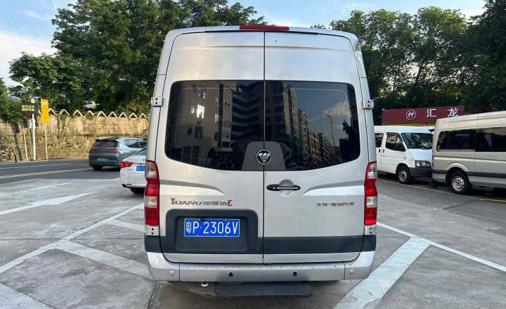 福田 图雅诺 2020款 2.8T 商旅版加长轴79座国VIF2.8NS6B177L