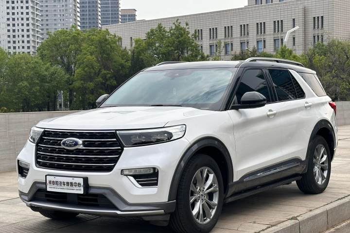 福特 探险者 EcoBoost 285 四驱风尚版 6座