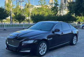 捷豹 XFL 2018款 XFL 2.0T 250PS 豪华版