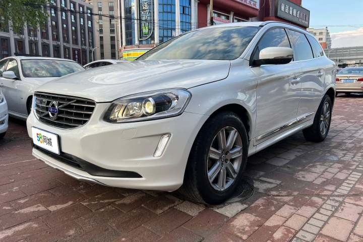 沃尔沃 XC60 T5 AWD 智远版