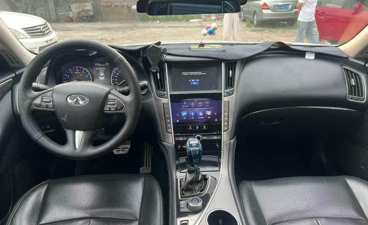 英菲尼迪 Q50 2014款 2.0T 豪华版