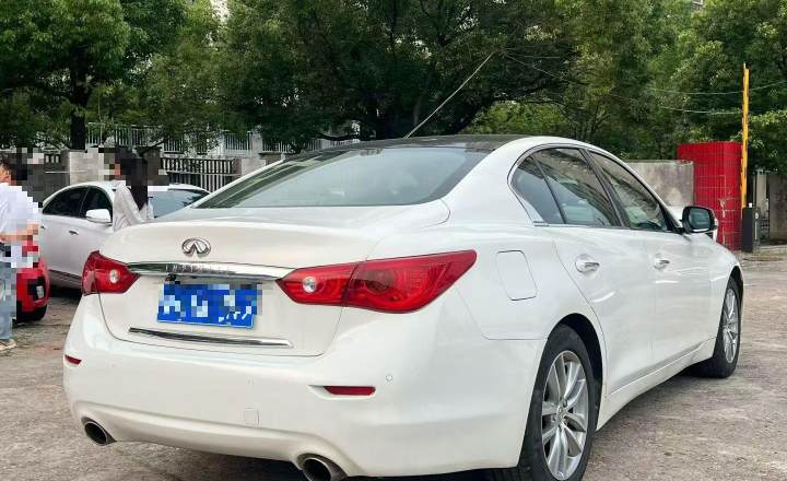 英菲尼迪 Q50 2014款 2.0T 豪华版