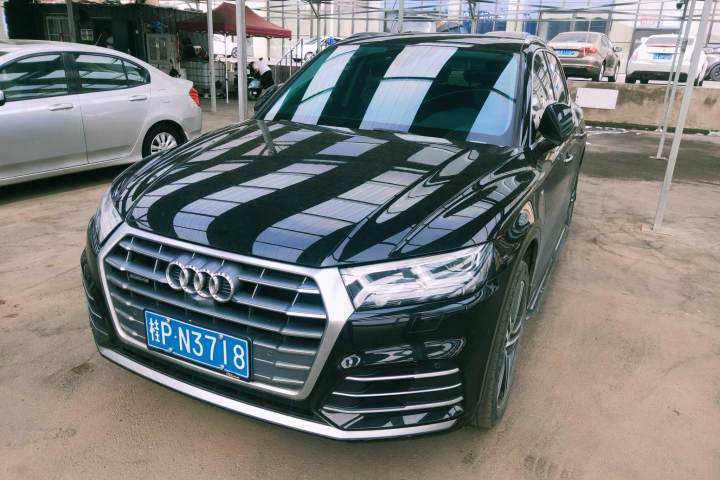奥迪 Q5L 2020款 40 TFSI 荣享时尚型