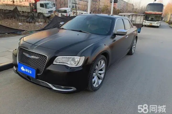 克莱斯勒 300C(进口) 3.0L 超越版