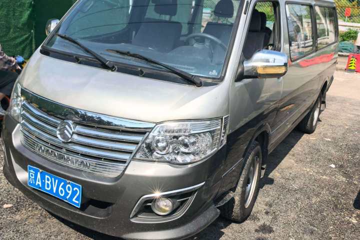 金旅 海狮 1.8L汽油版长轴中顶LJ4A18Q6