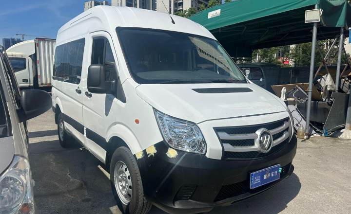 福田 图雅诺 2020款 2.5T 手动通途短轴中顶5/6座4J25TC3