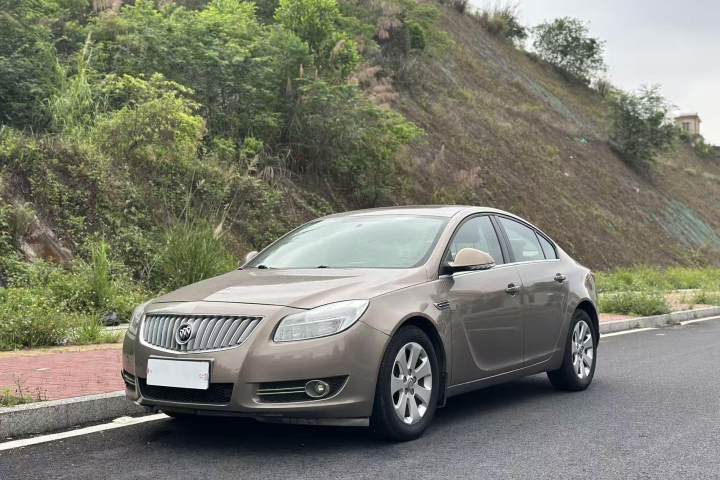 别克 君威 2.0L 舒适版