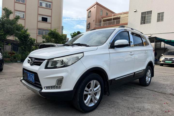 北汽幻速 S3 1.5L 手动舒适型