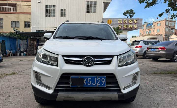 北汽幻速 S3 2017款 1.5L 手动舒适型