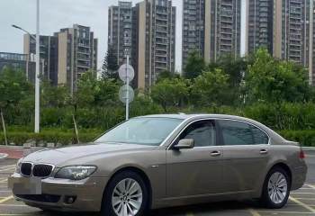 宝马 7系 2005款 740Li
