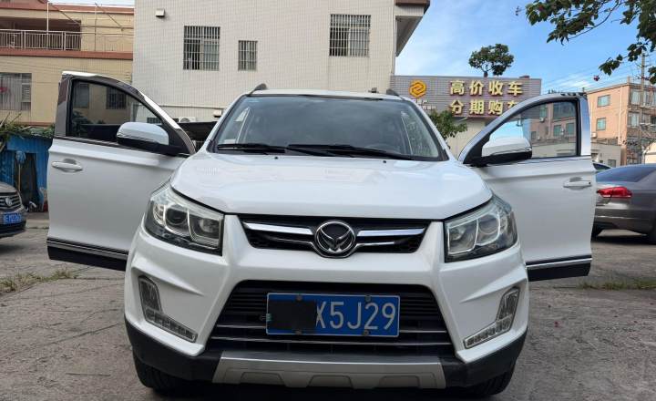 北汽幻速 S3 2017款 1.5L 手动舒适型