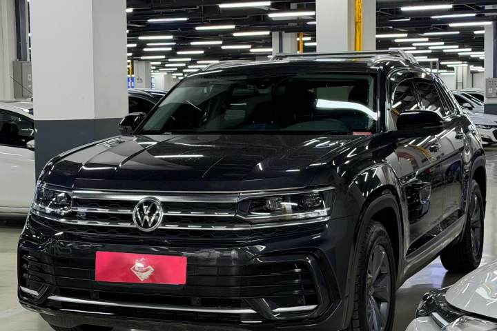 大众 途昂X 330TSI 两驱尊崇豪华版