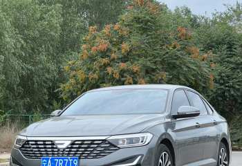 捷达 VA7 2025款 1.4T 自动听劝版