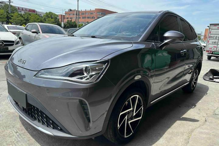 哪吒汽车 哪吒V 潮 400