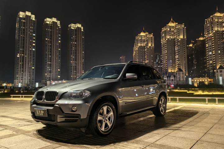 宝马 X5(进口) xDrive30i豪华型