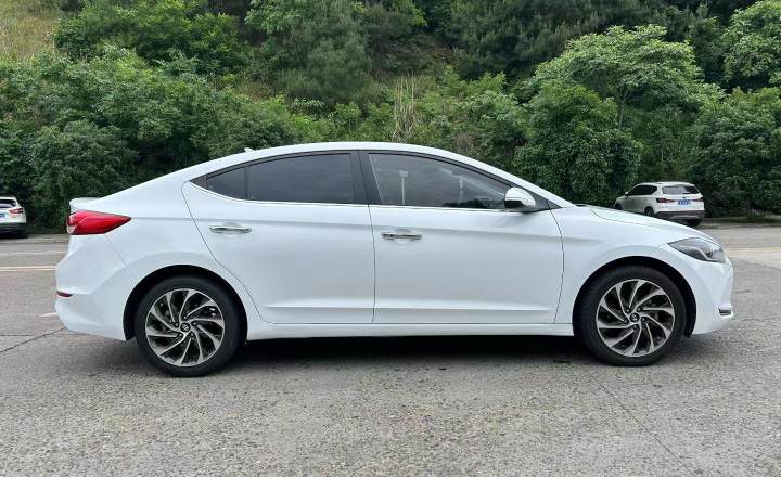 现代 领动 2020款 1.5L CVT智炫·精英型