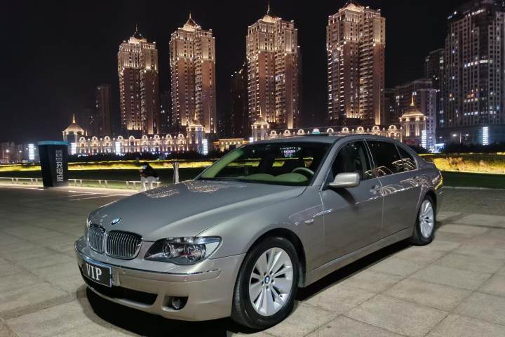 宝马 7系 740Li