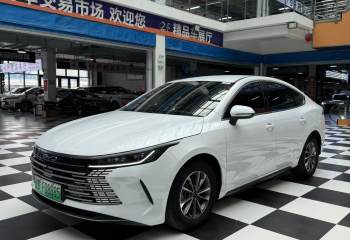 比亚迪 驱逐舰05 2024款 荣耀版 DMi 55KM 豪华型