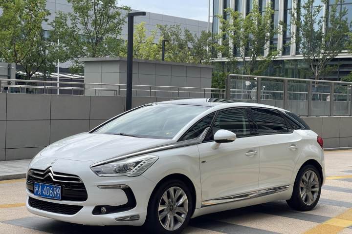 DS 5 2014款 1.6T 豪华版THP160